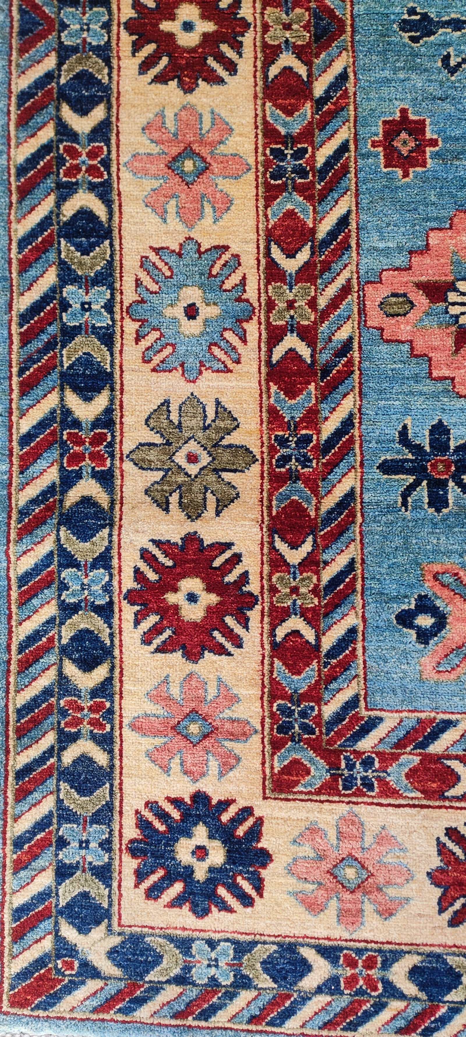 Oushak Handwoven Traditional Rug · nan handwoven handwoven rug, traditional pattern, wool, detail view