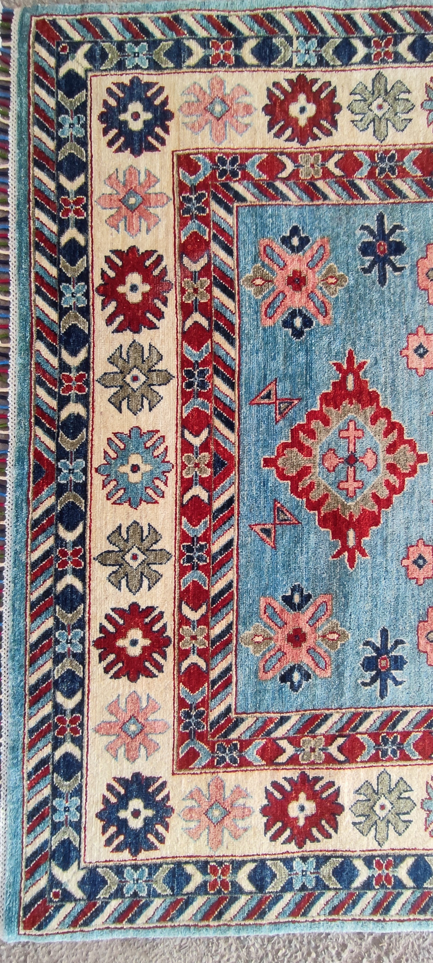 6.4′ × 4.10′ Mamluk Rug – Hand-Knotted Wool | Afghan Artisan Craftsmanship | Luxury Oriental Area Rug · nan handwoven handwoven rug, traditional pattern, wool, detail view