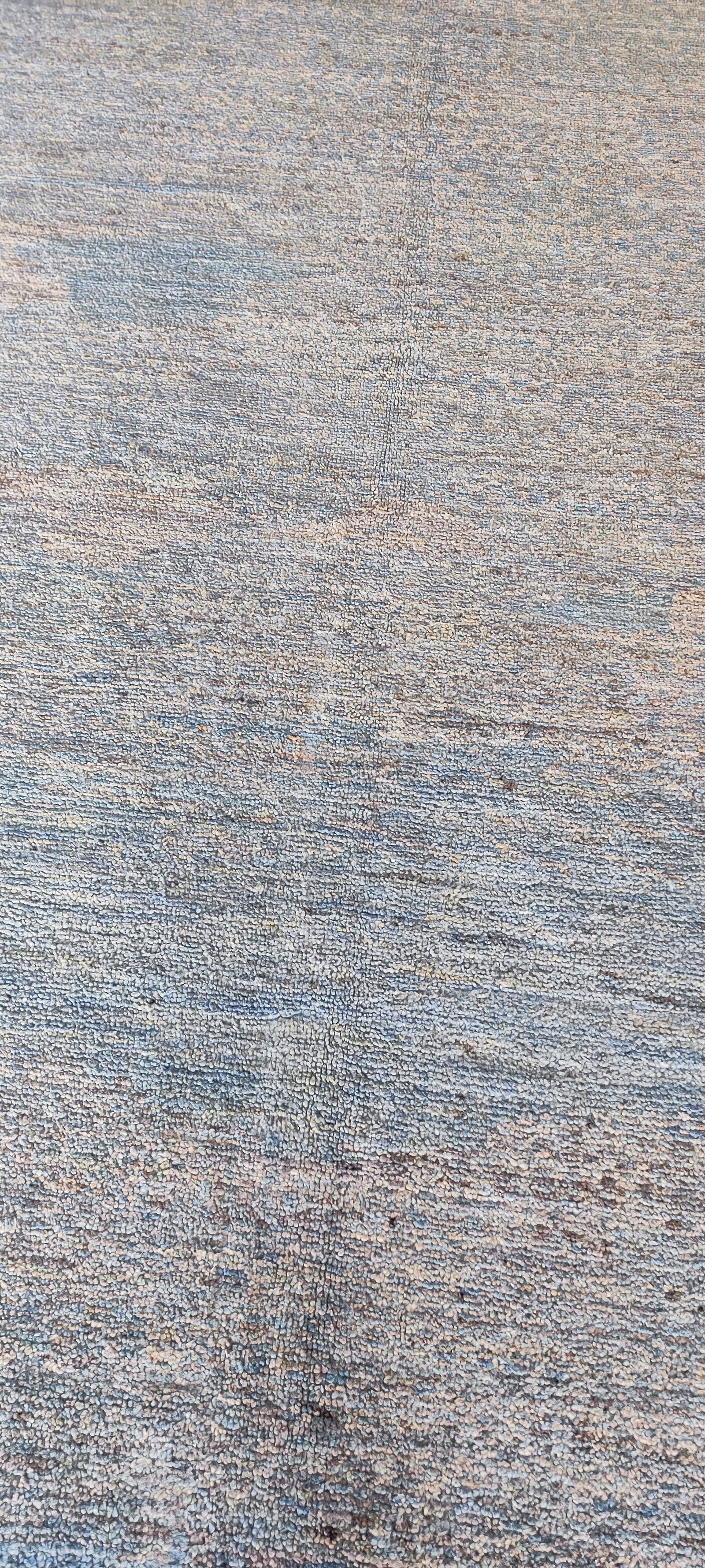 Everleigh Polysilk Carpet 5.58 ft X 7.87 ft · nan handwoven handwoven rug, traditional pattern, wool, detail view
