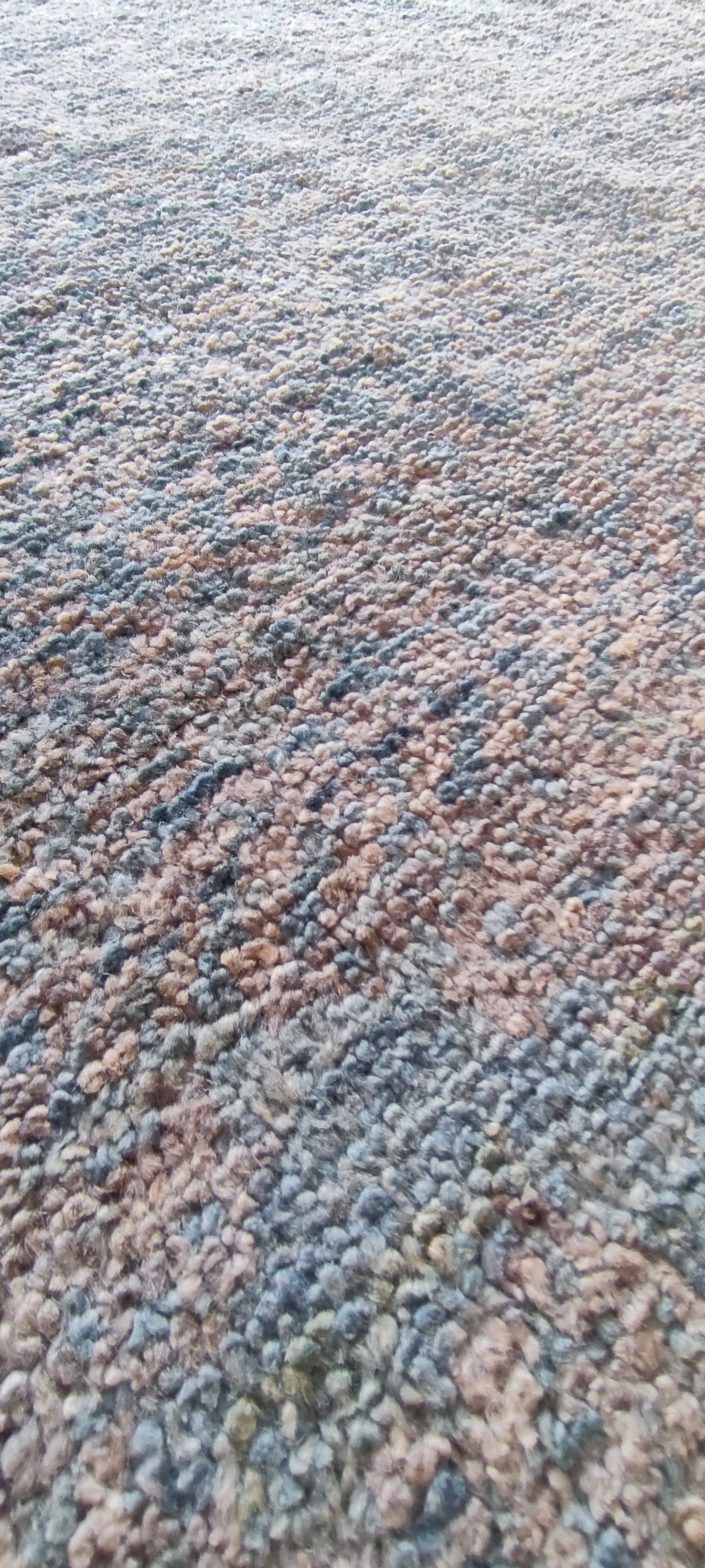 nan handwoven handwoven rug, traditional pattern, wool, detail view