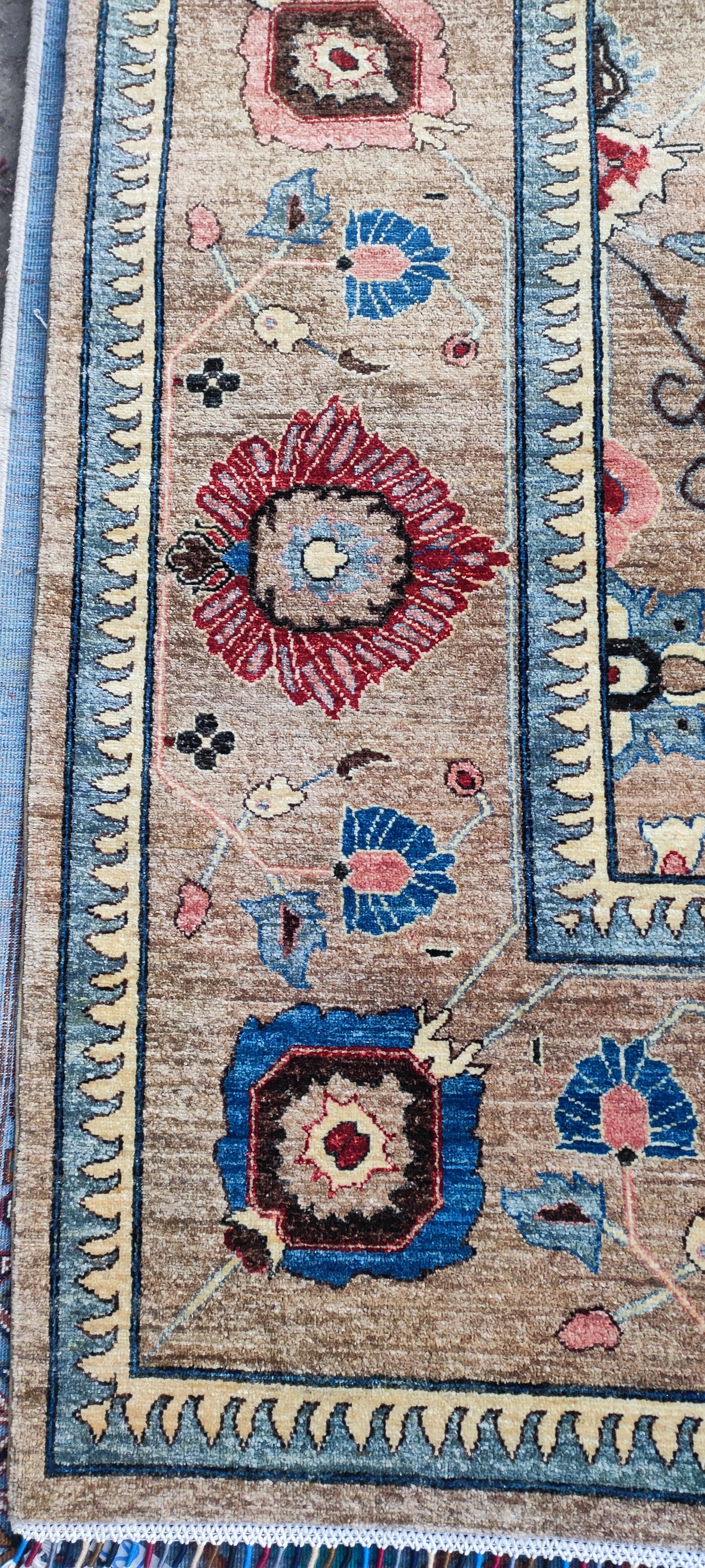 nan handwoven handwoven rug, traditional pattern, wool, detail view