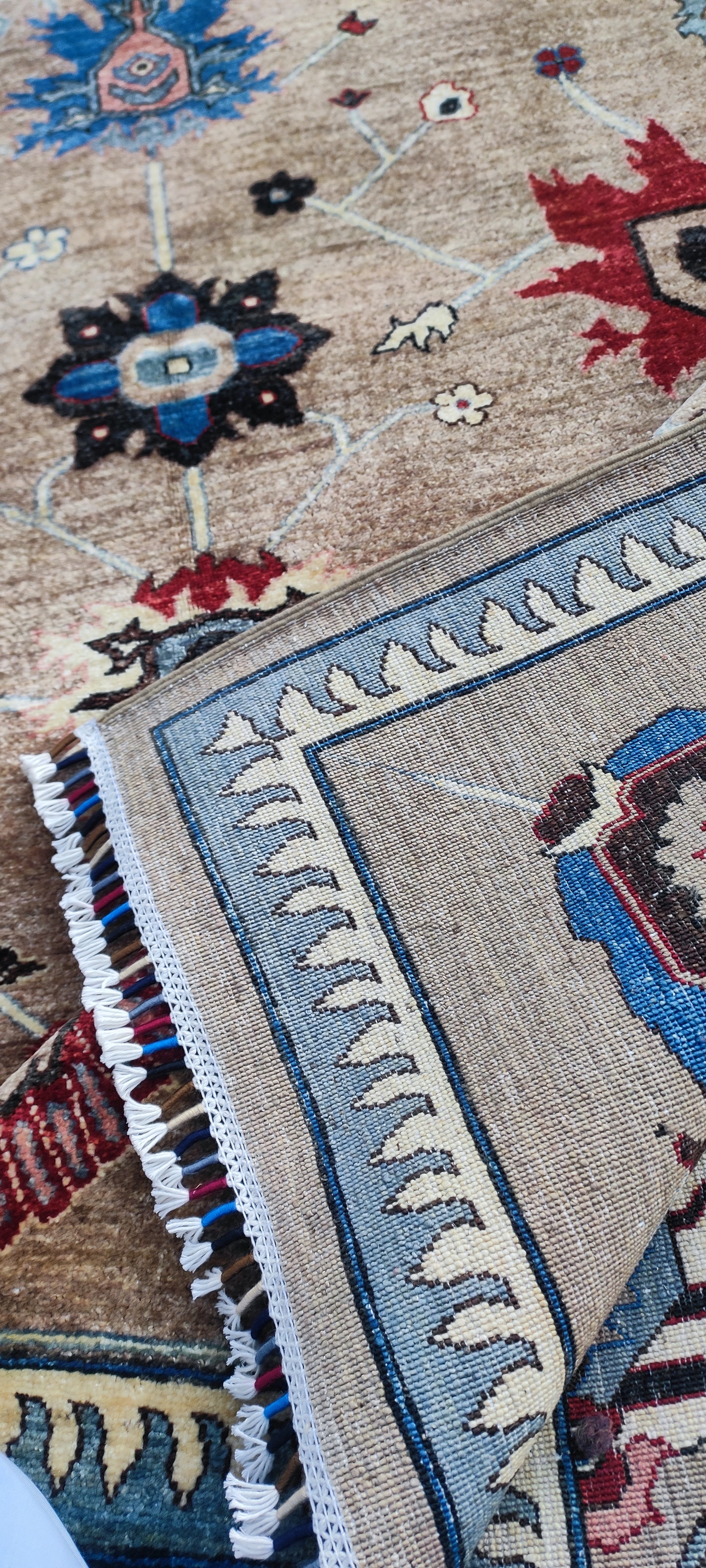 nan handwoven handwoven rug, traditional pattern, wool, detail view