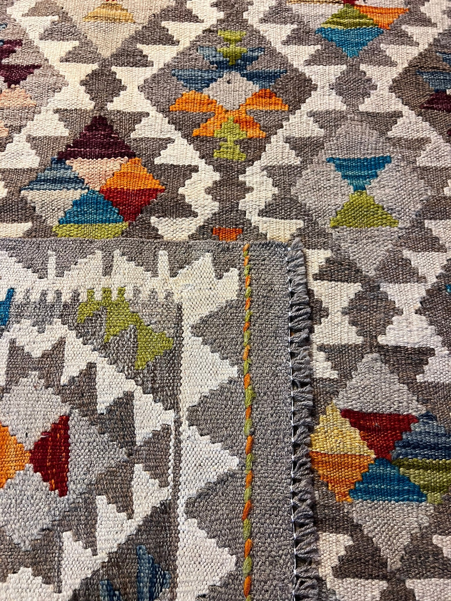 Kilim Tribal Handwoven Rug 3’3’’ X 4’1’’ · nan handwoven handwoven rug, traditional pattern, wool, detail view