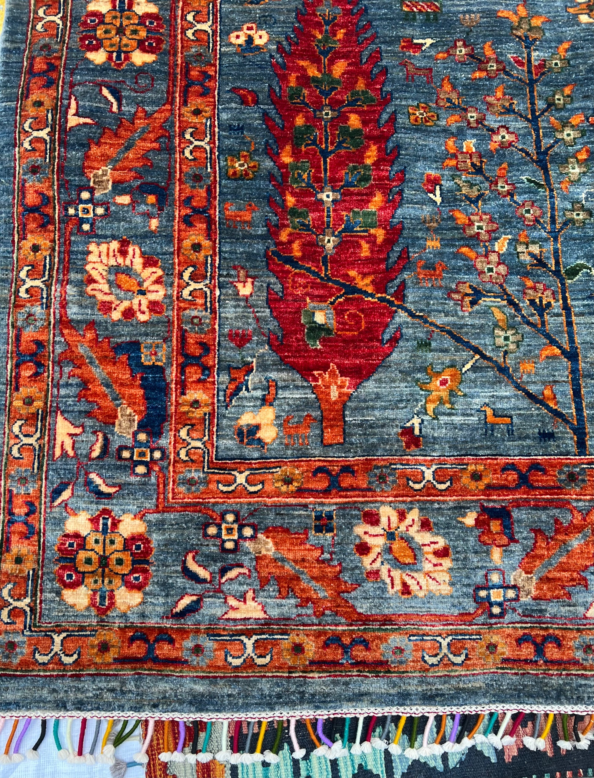 nan handwoven handwoven rug, traditional pattern, wool, detail view