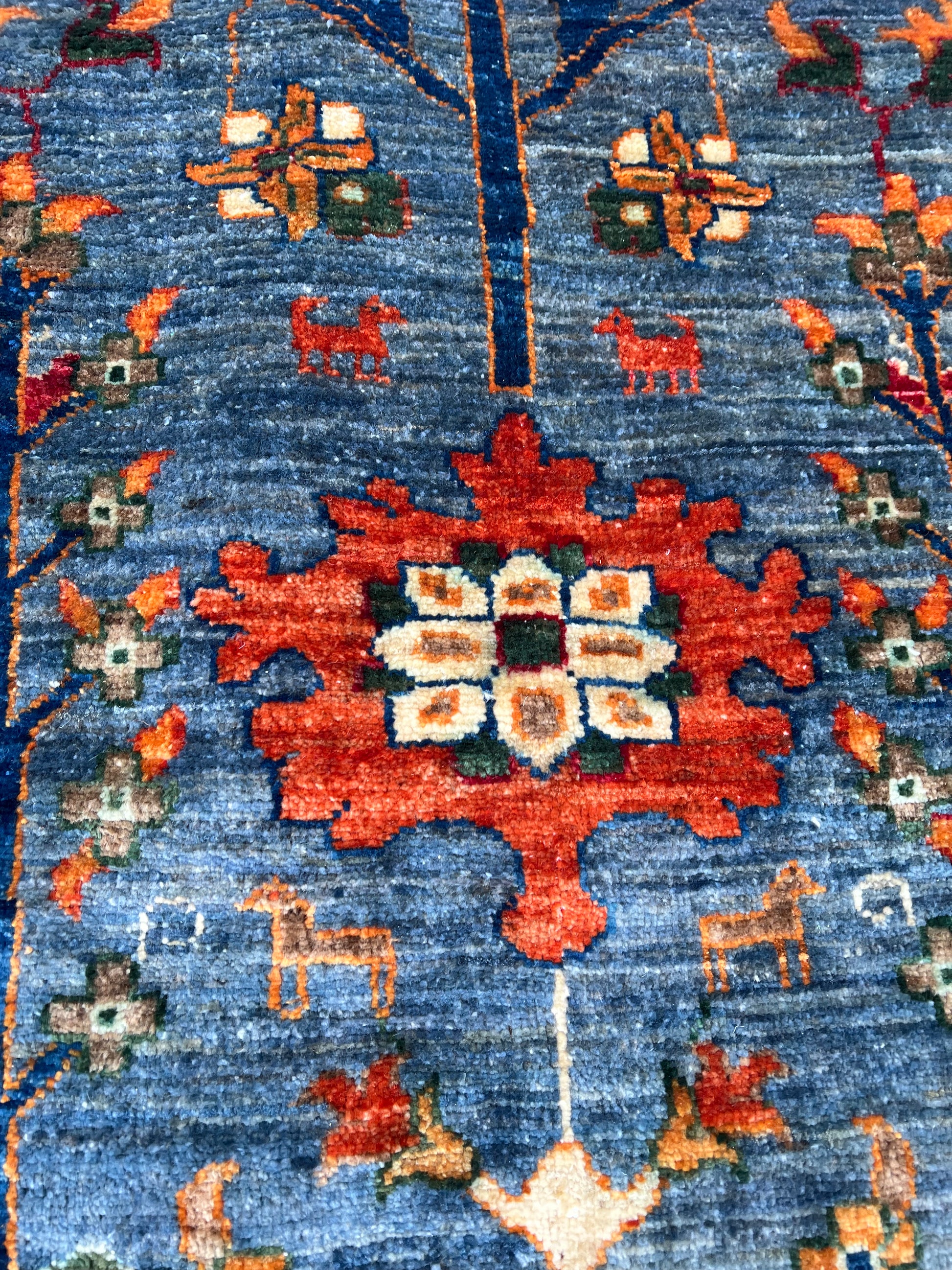 nan handwoven handwoven rug, traditional pattern, wool, detail view