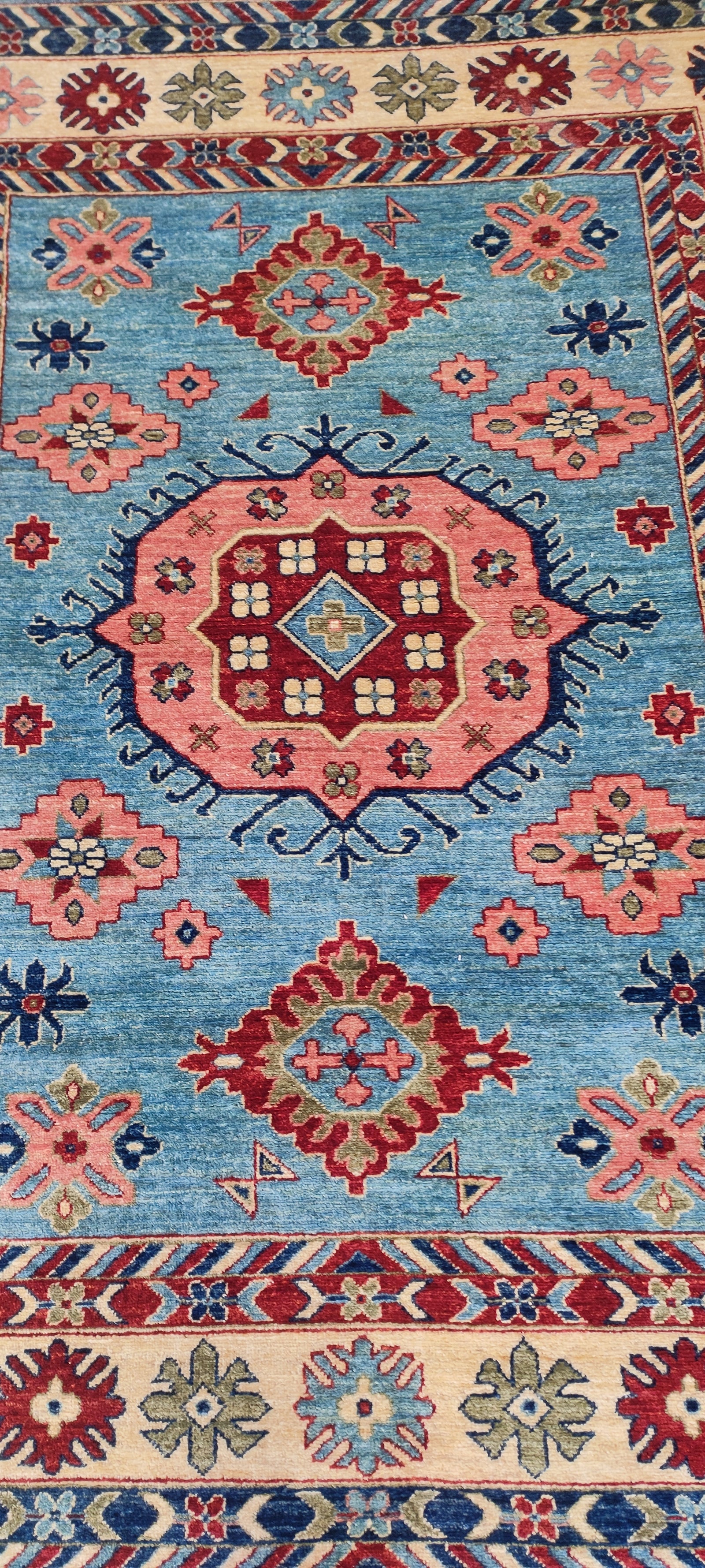 Oushak Handwoven Traditional Rug · nan handwoven handwoven rug, traditional pattern, wool, detail view