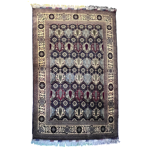 Handwoven Guldar Naqsha 5’4’’ X 8’1’’ handwoven Rug rug, traditional pattern, wool, full view