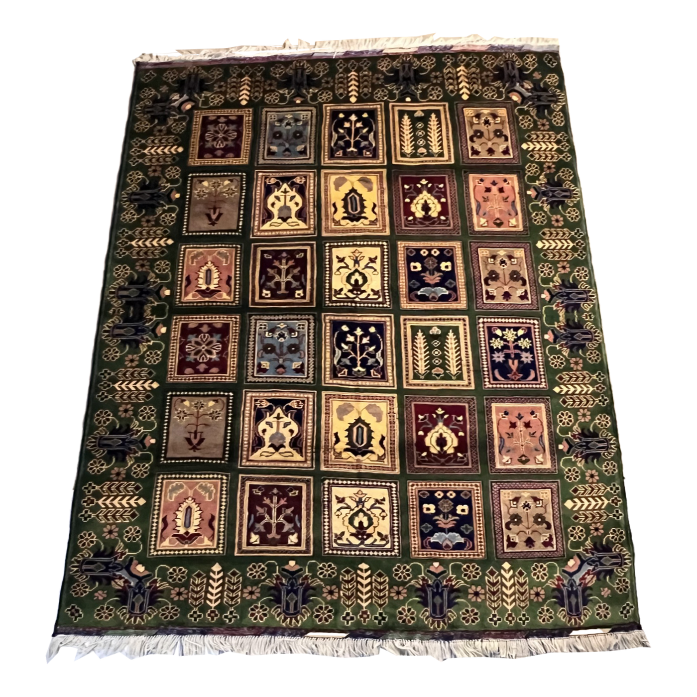 Handwoven Ayena Gul Rug 4’1’’ X 6’5’’