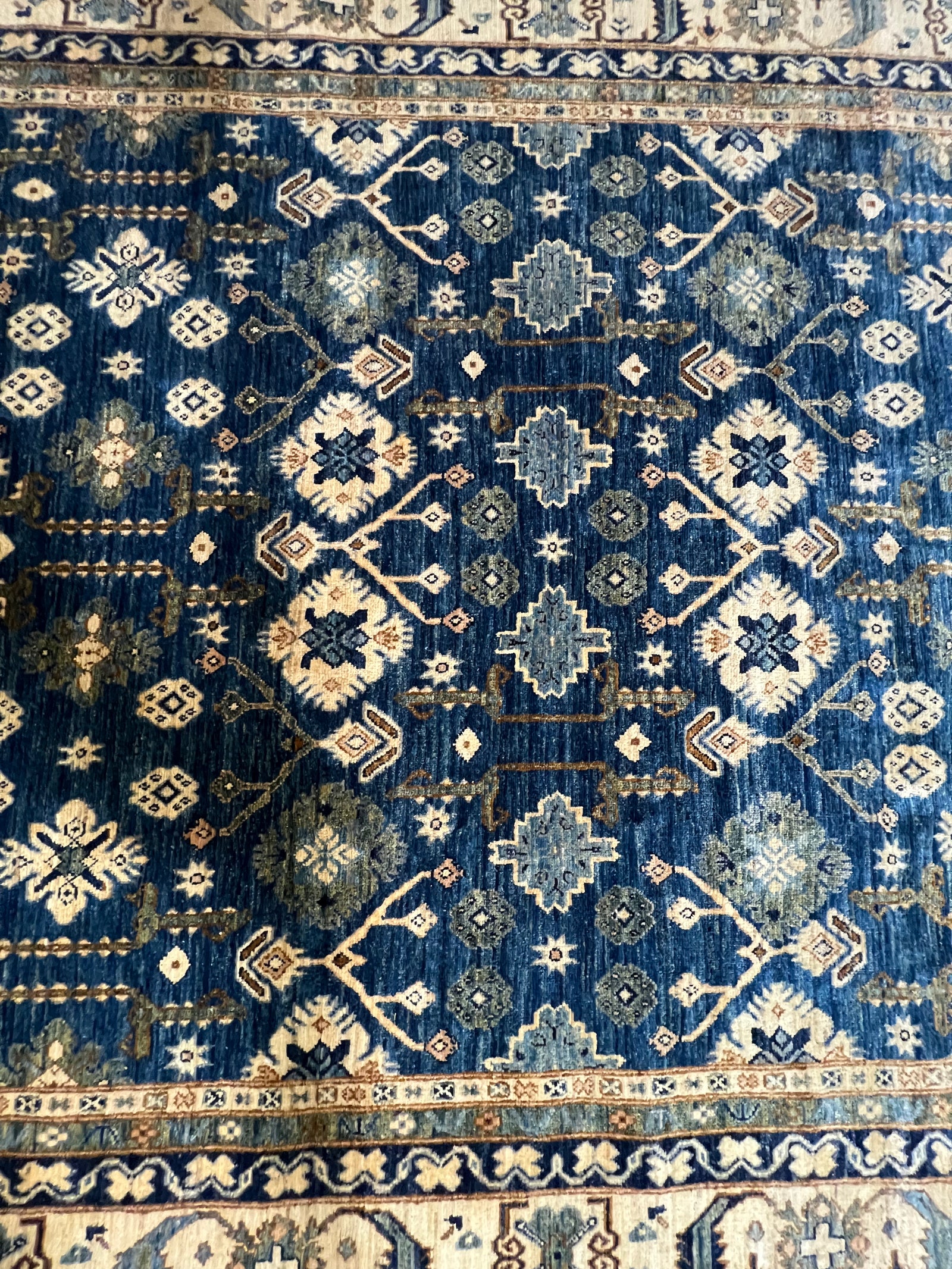 Haris Design Hand-Knotted Wool Rug – 9′2″ × 5′7″ | Afghan Craftsmanship · Afghan Haris design rug hand-knotted wool traditional geometric detail Oriental artisan craftsmanship premium area rug

