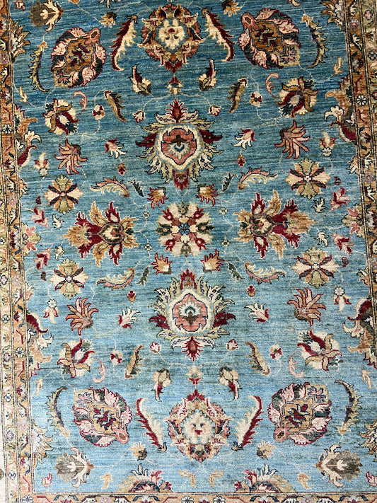 Afghan Oushak rug Ghazni wool hand-knotted premium texture artisan craftsmanship traditional Oriental pattern detail

